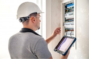 Safe And Stunning: Electrical Guidance For Christmas Lighting